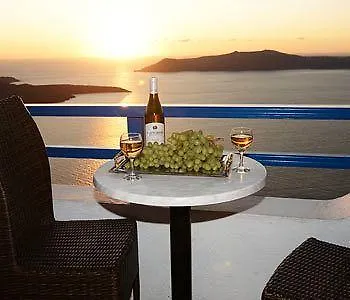 فندق Kafieris View 2*